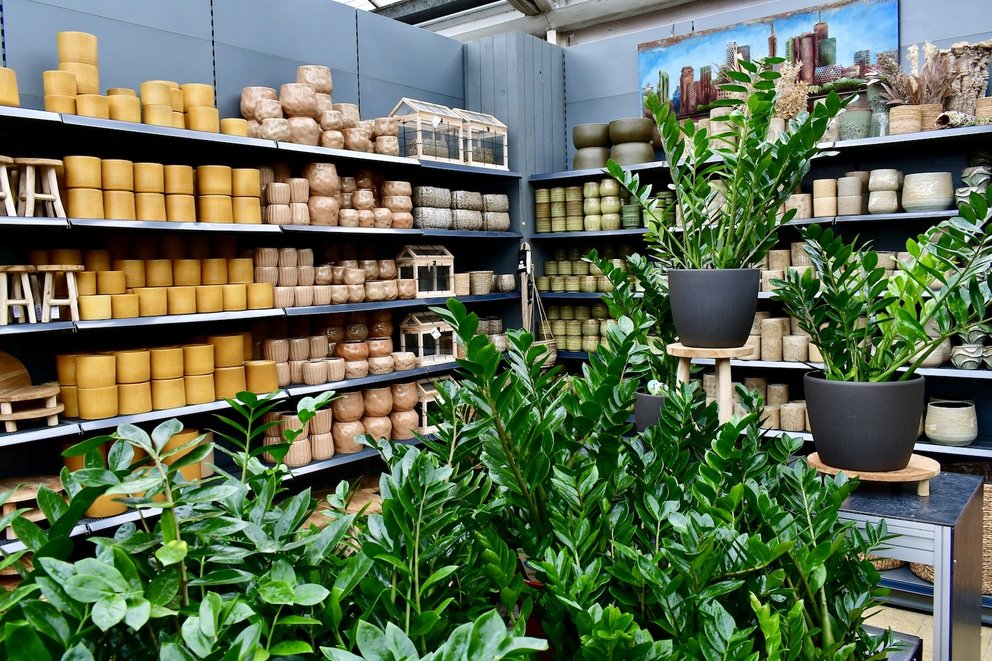 Übertöpfe bei Dinger’s Gartencenter